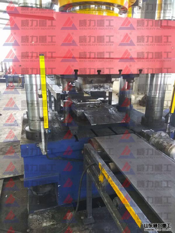 礦用錨桿托盤液壓機生產(chǎn)中